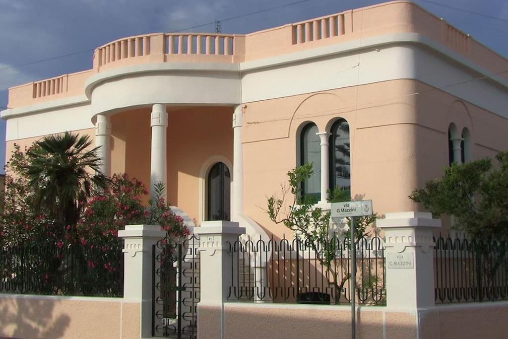 Villa Nel Salento - Ampie Camere E Giardino, Fino A 9 Persone Barbarano del Capo Buitenkant foto
