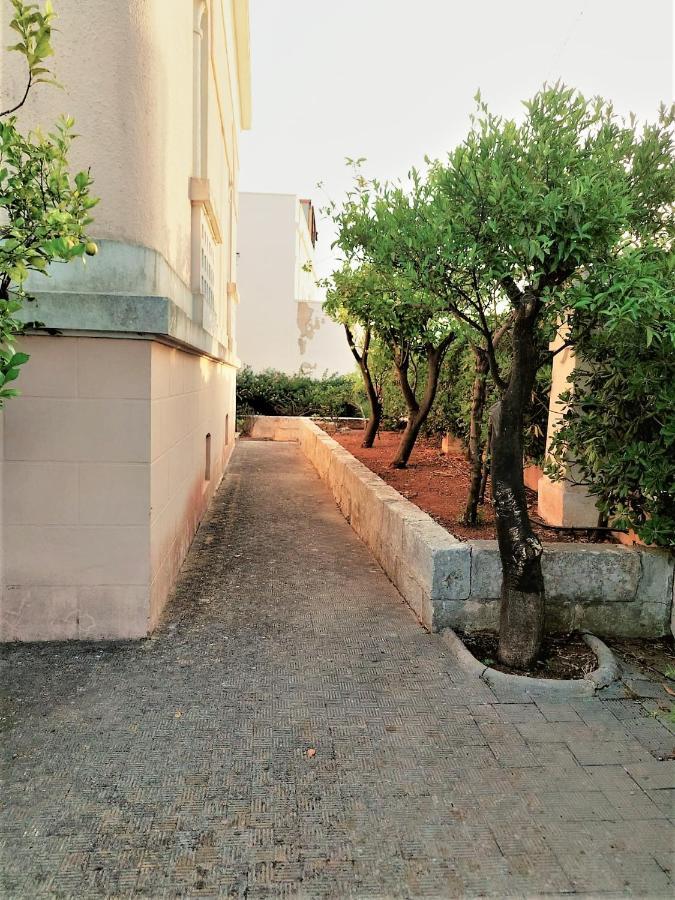 Villa Nel Salento - Ampie Camere E Giardino, Fino A 9 Persone Barbarano del Capo Buitenkant foto